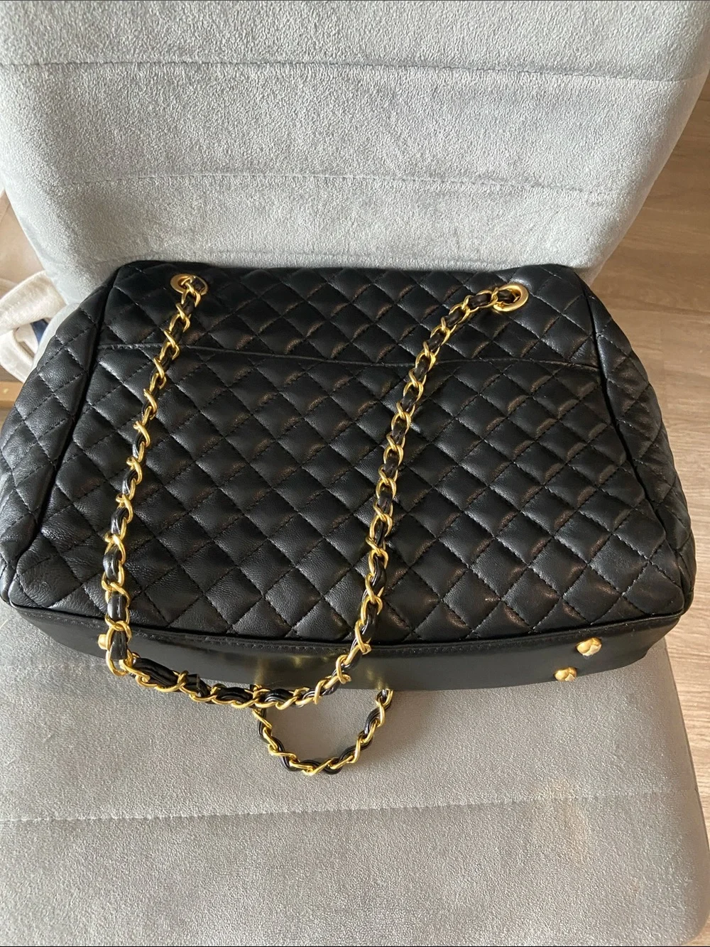 Classic Quilted Black Shoulder Bag with Gold Chain